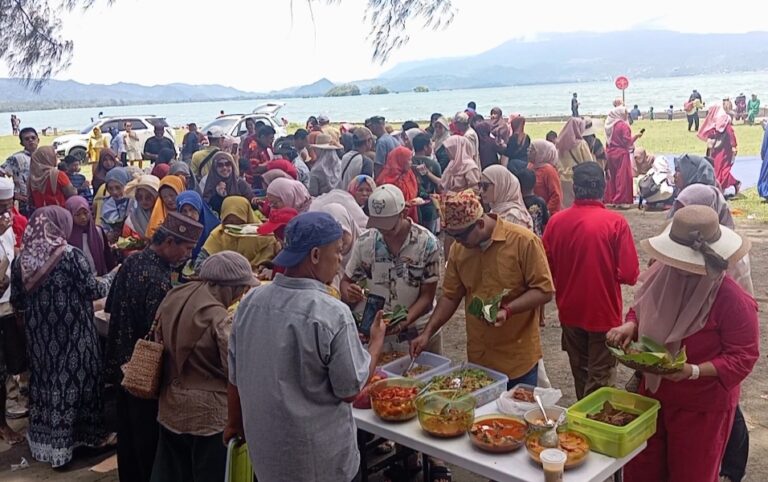 Warga Minang Papua Gelar Makan Basamo, Perkuat Silaturahmi Sambut Ramadan